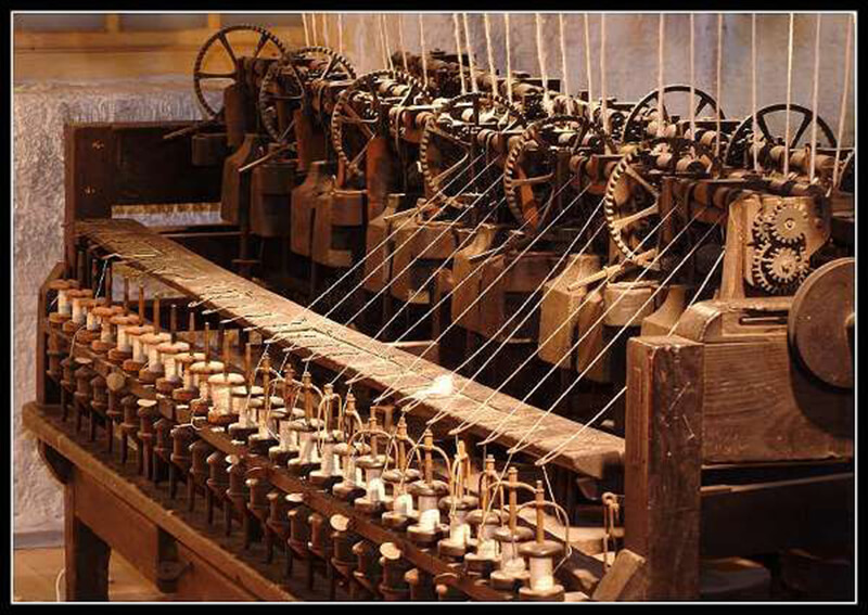 Cải tiến máy kéo sợi của Richard Arkwright - 1769